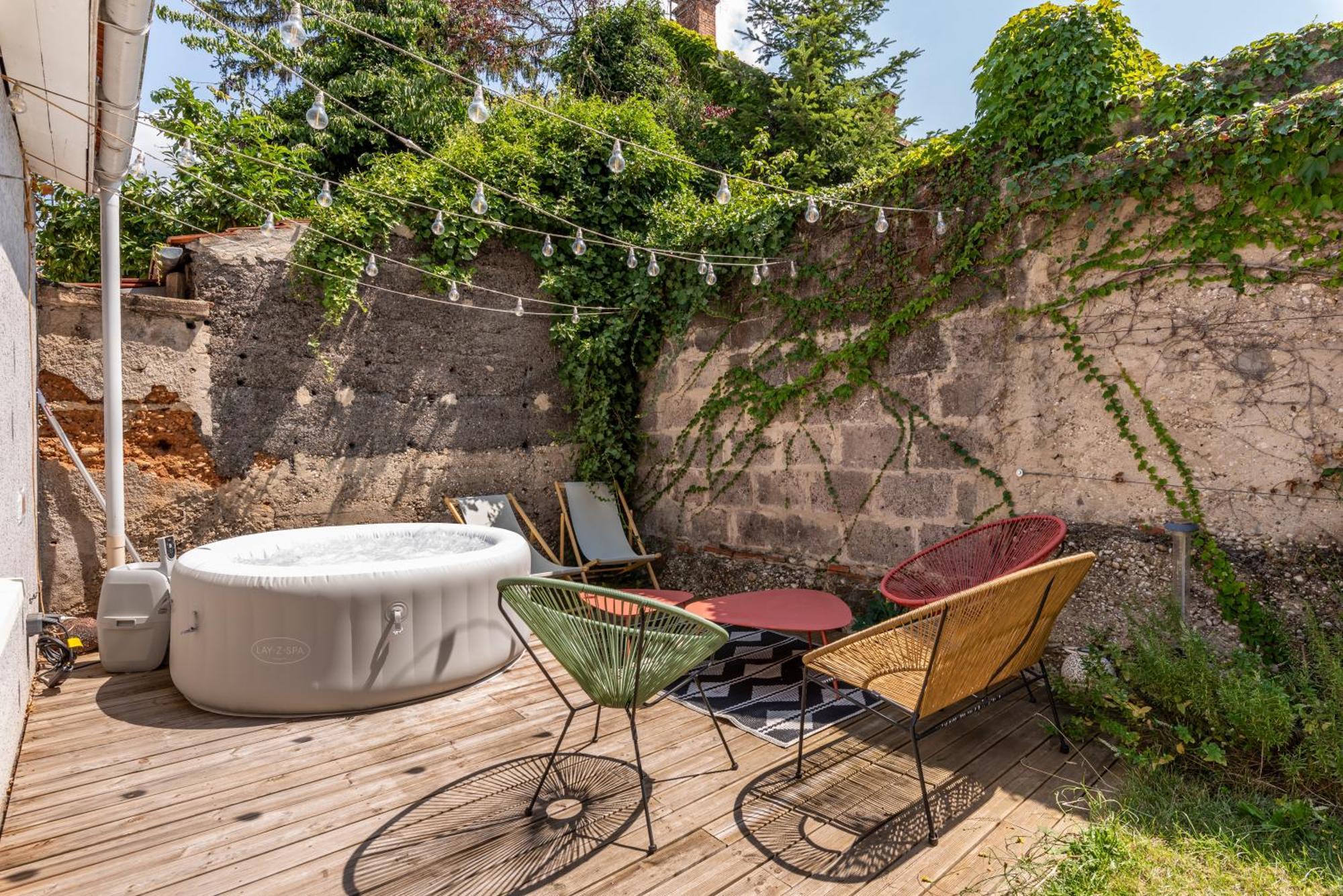 La Villa Sassolini Avec Jacuzzi Lião Exterior foto